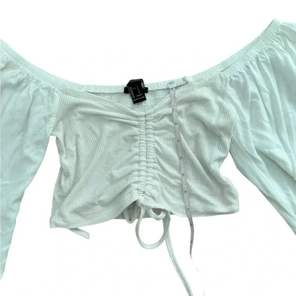 White Crop Top, Flowy long Sleeves Shirt Size Small - Picture 8 of 8